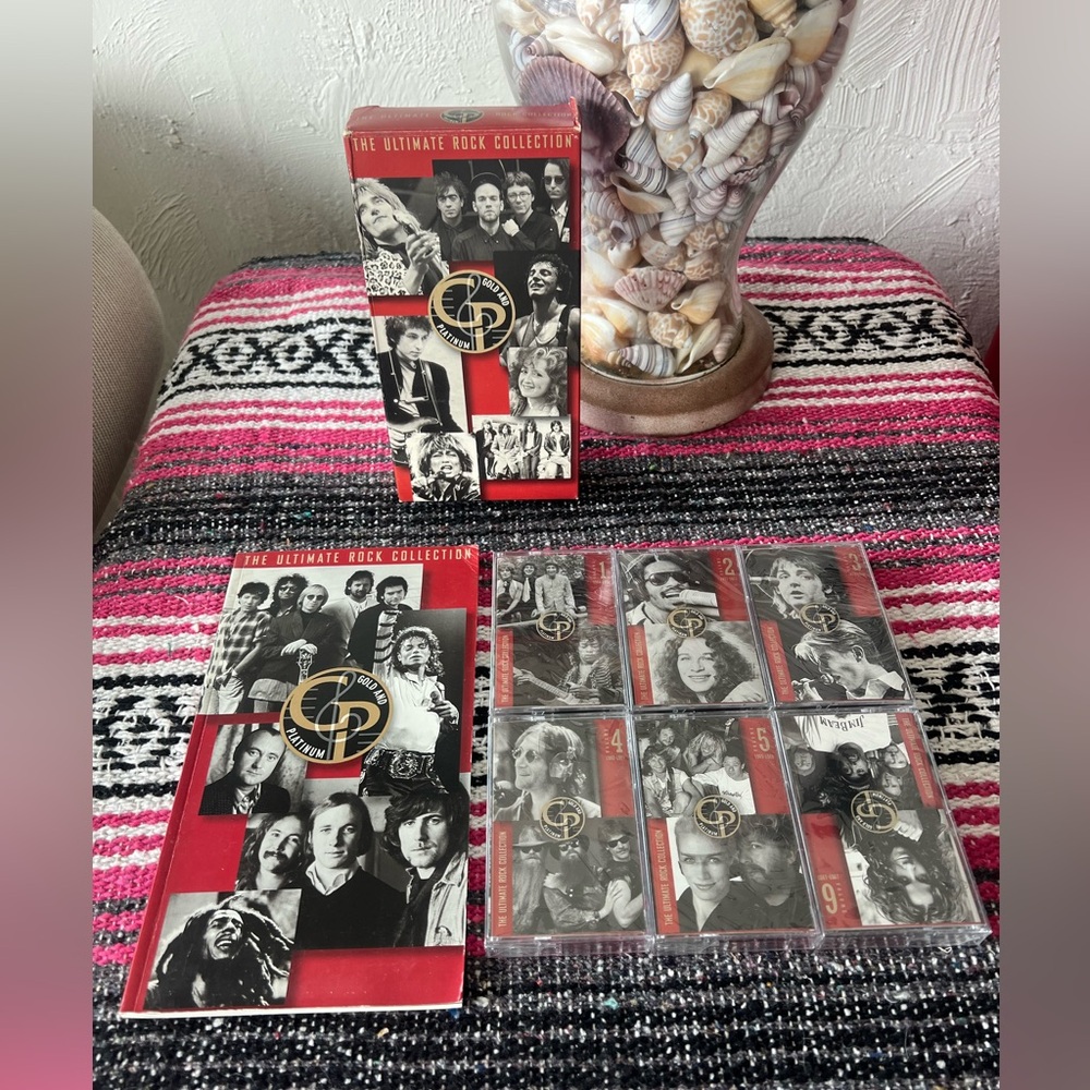 VTG 🎶The Ultimate Rock Collection Box Set with Band History Color Brochure Book